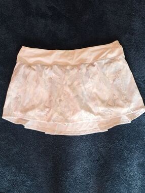 Lululemon Athletica Pale Gray And White Athletic Skort